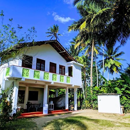 Tropical Point Inn Matara Ngoại thất bức ảnh