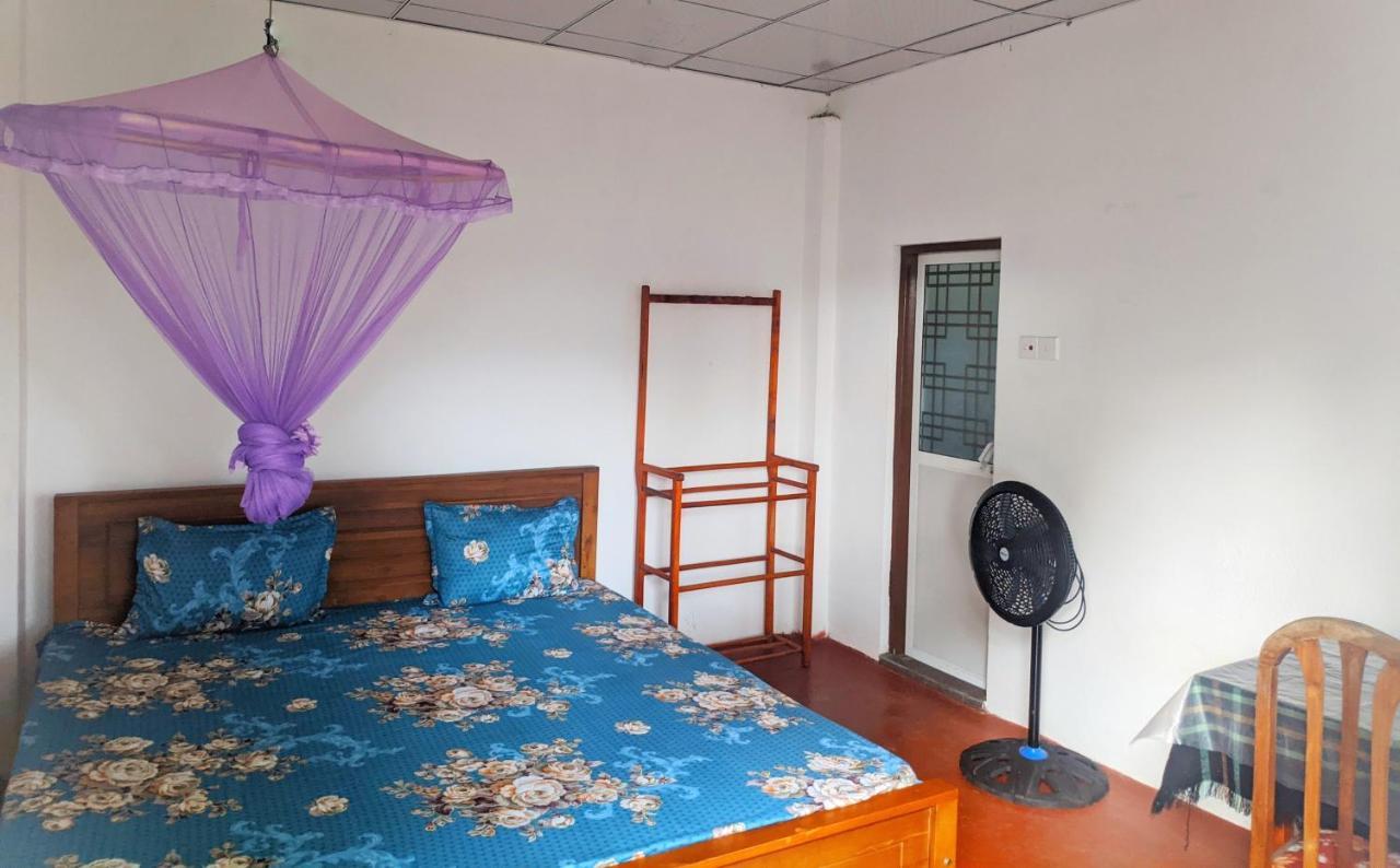 Tropical Point Inn Matara Ngoại thất bức ảnh